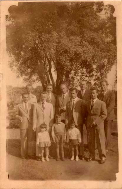 Gli uomini della Società friulana di Haedo Norte