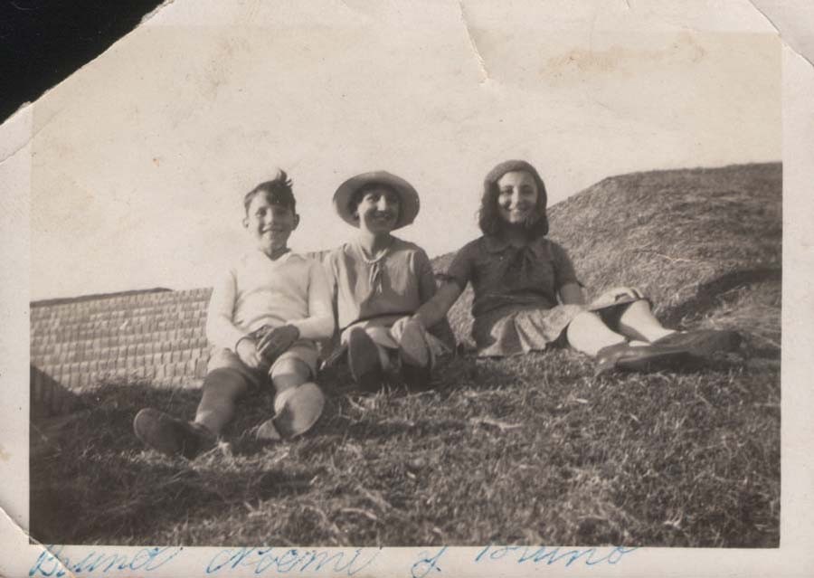 Fratelli Lestuzzi, visita alla spiagia Ramirez