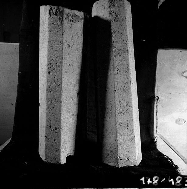 pilastrino/ ottagonale, frammento