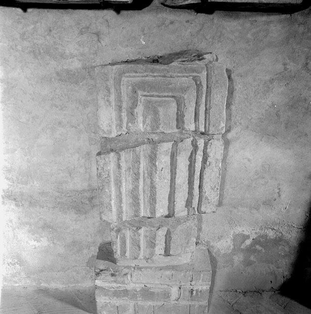 pilastrino/ frammento