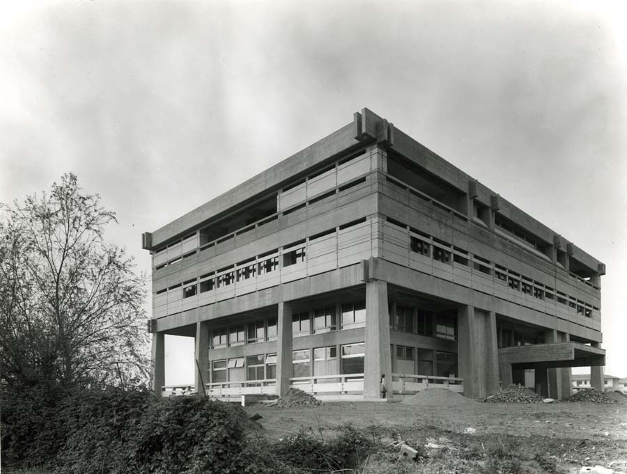 Costruzione del Municipio di Lignano Sabbiadoro