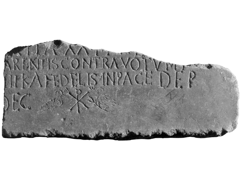 stele/ funeraria