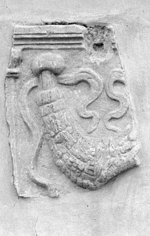 sarcofago/ con elementi architettonici, frammento