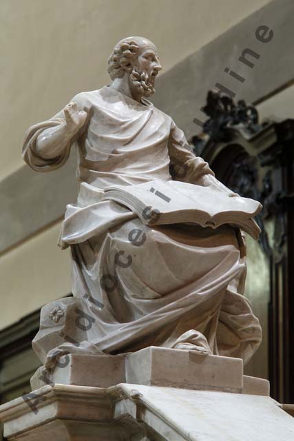 statua