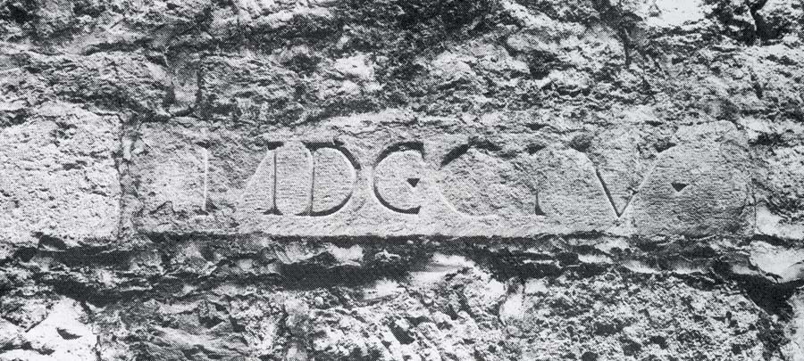 lapide commemorativa