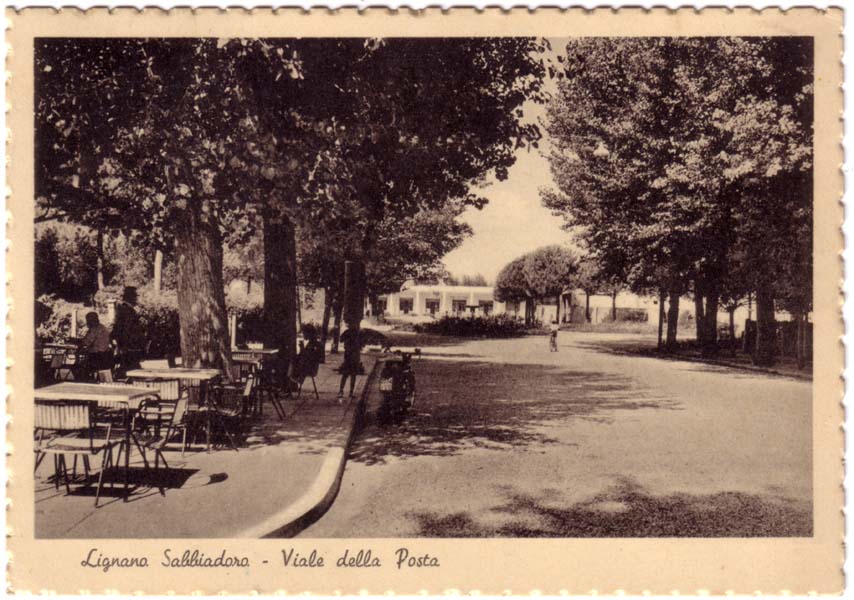 Un secolo di vacanze in cartolina