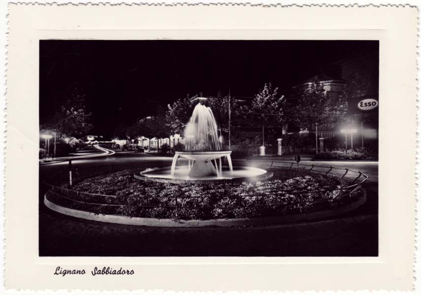 Un secolo di vacanze in cartolina