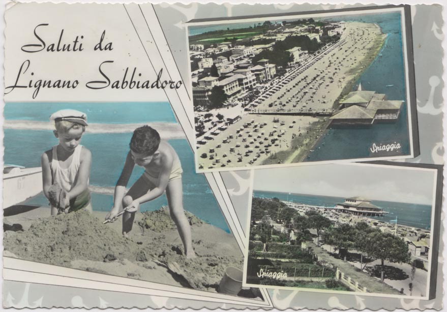 Un secolo di vacanze in cartolina