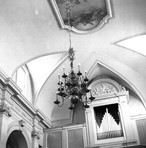 lampadario da chiesa