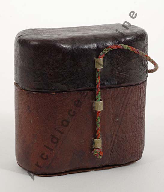 custodia di vasetti per oli santi